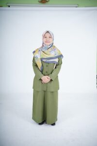 Roviah Lestari, S.Pd