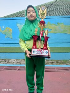 Latifa Humaira Reinanda Raih Juara 2 Senam Putri