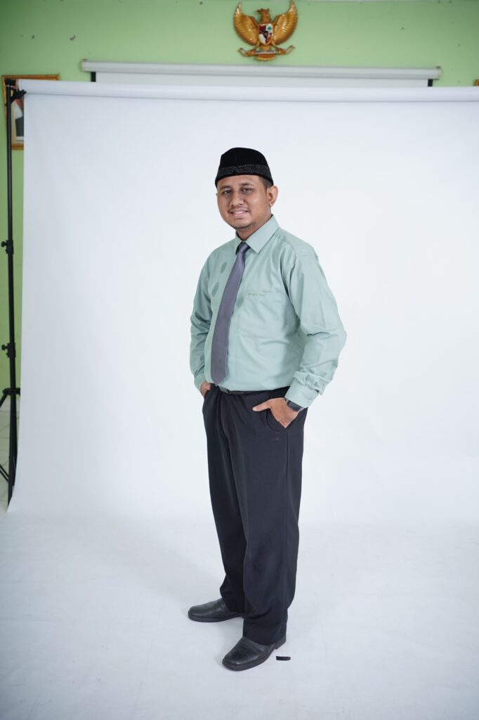 Rifat Yusur, S.Pd