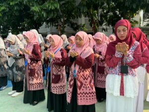 Upacara HUT Kemerdekaan Indonesia ke-81 di Kampus Pejaten