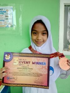 Mekah Ghania Raih Juara 3 Piala Cikal Amri