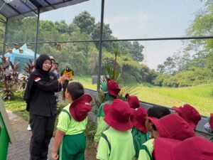 Field Trip Kelas 1 SDIA 2 ke Rivera Sentul Bogor