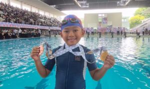 Naoki Raih Juara 1 dan Juara 3 Renang di Tigers Cup GBK